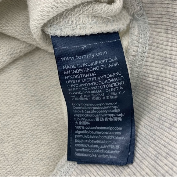 Tommy Hilfiger Varsity Fuzzy Letter 85 Sweatshirt - Picture 14 of 14